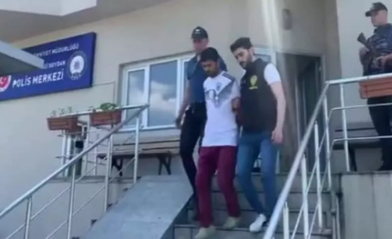 Bebek sahilindeki skandala karışan kişinin suç kaydı kabarık çıktı: Neden dışarda olduğunu kendisi açıkladı!