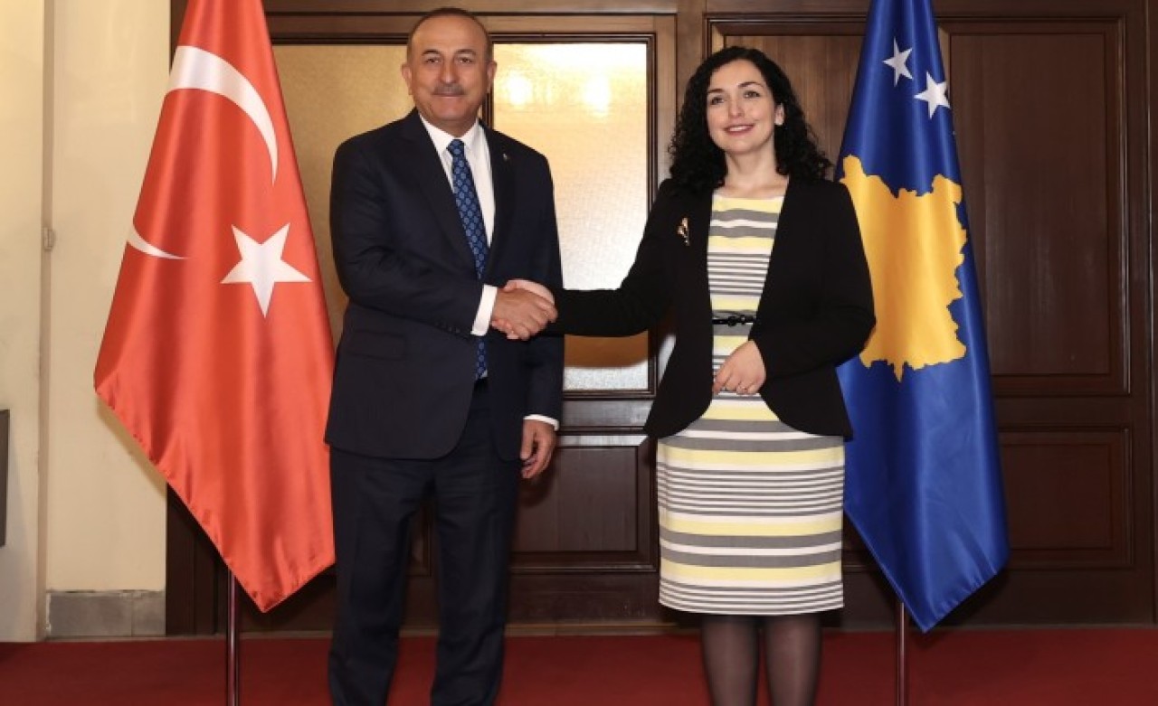 Çavuşoğlu,  Kosova'da net konuştu: Türkiye olarak buna izin vermeyeceğiz!