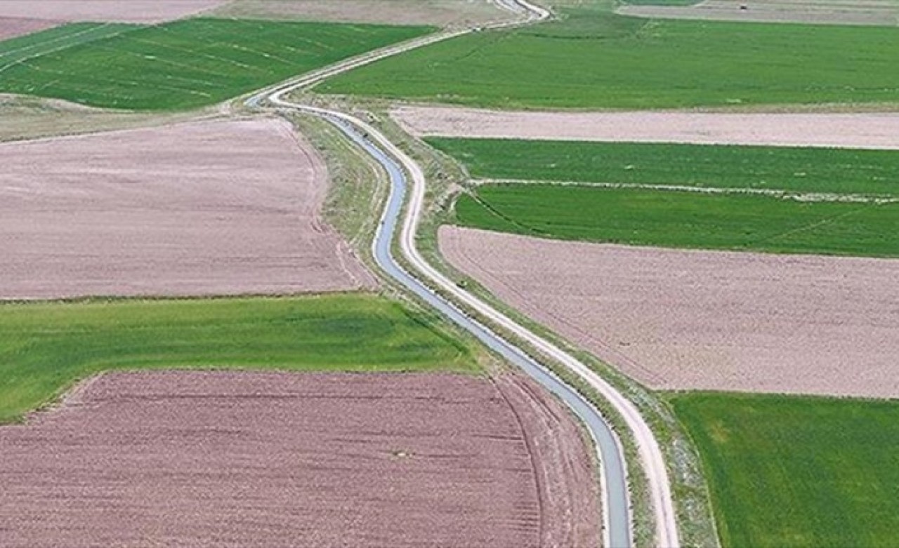 Devlet Su İşleri verimli toprakların bereketini artırmak için çalışıyor