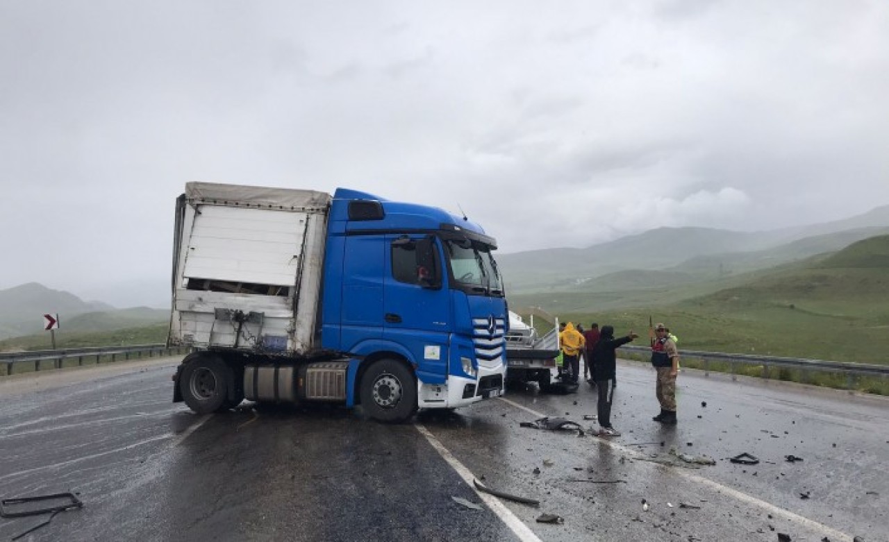 Erzurum'da kaza: Faruk Beyazbulut ve Muharrem Özdemir öldü