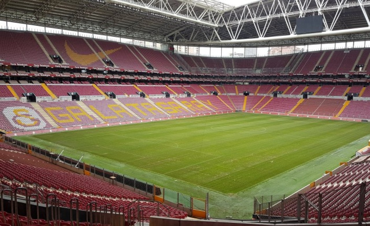 Galatasaray'da stadın adı değişiyor! Yeni ismi taraftarları mest edecek