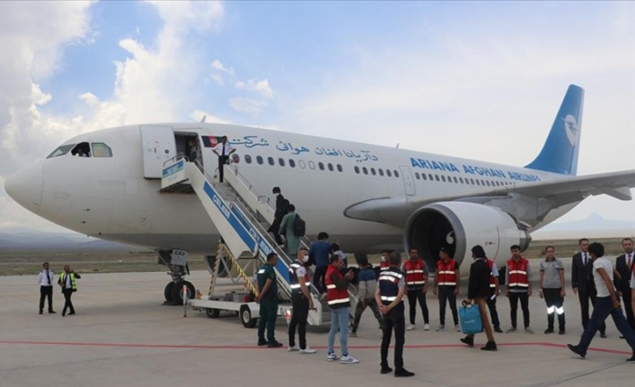 Afganistanlı göçmenler ülkelerine gönderildi