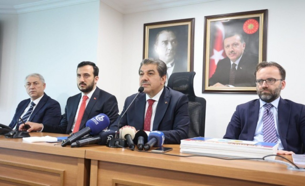 İstanbul'da 1 saat hizmet yapmazsanız,  İstanbul 5 saat geriye gider!