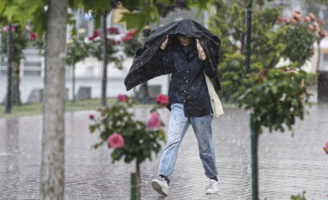 Meteorolojiden son dakika uyarısı: 8 ilde gök gürültülü sağanak