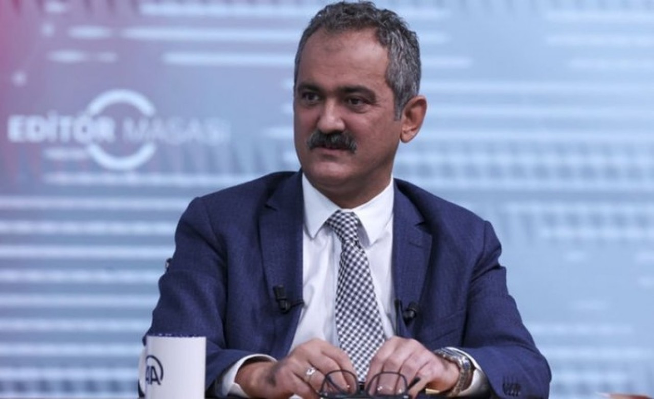 Milli Eğitim Bakanı Özer,  'İlk defa açıklıyorum' diyerek duyurdu: Liselerde flaş karar