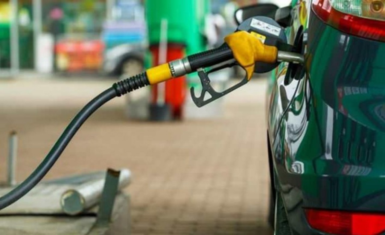 Pompa fiyatında çifte indirim gerçekleşti!