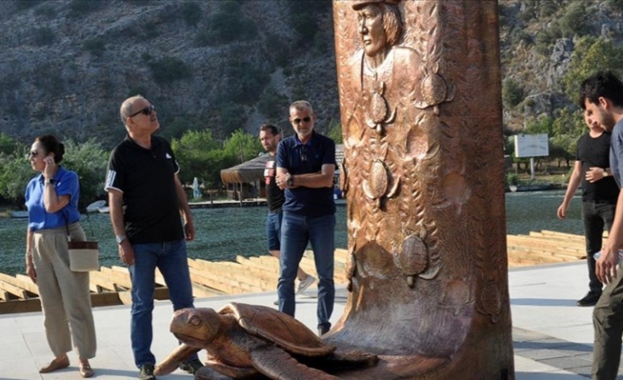 Muğla'da "Kaptan June Anıtı" açıldı