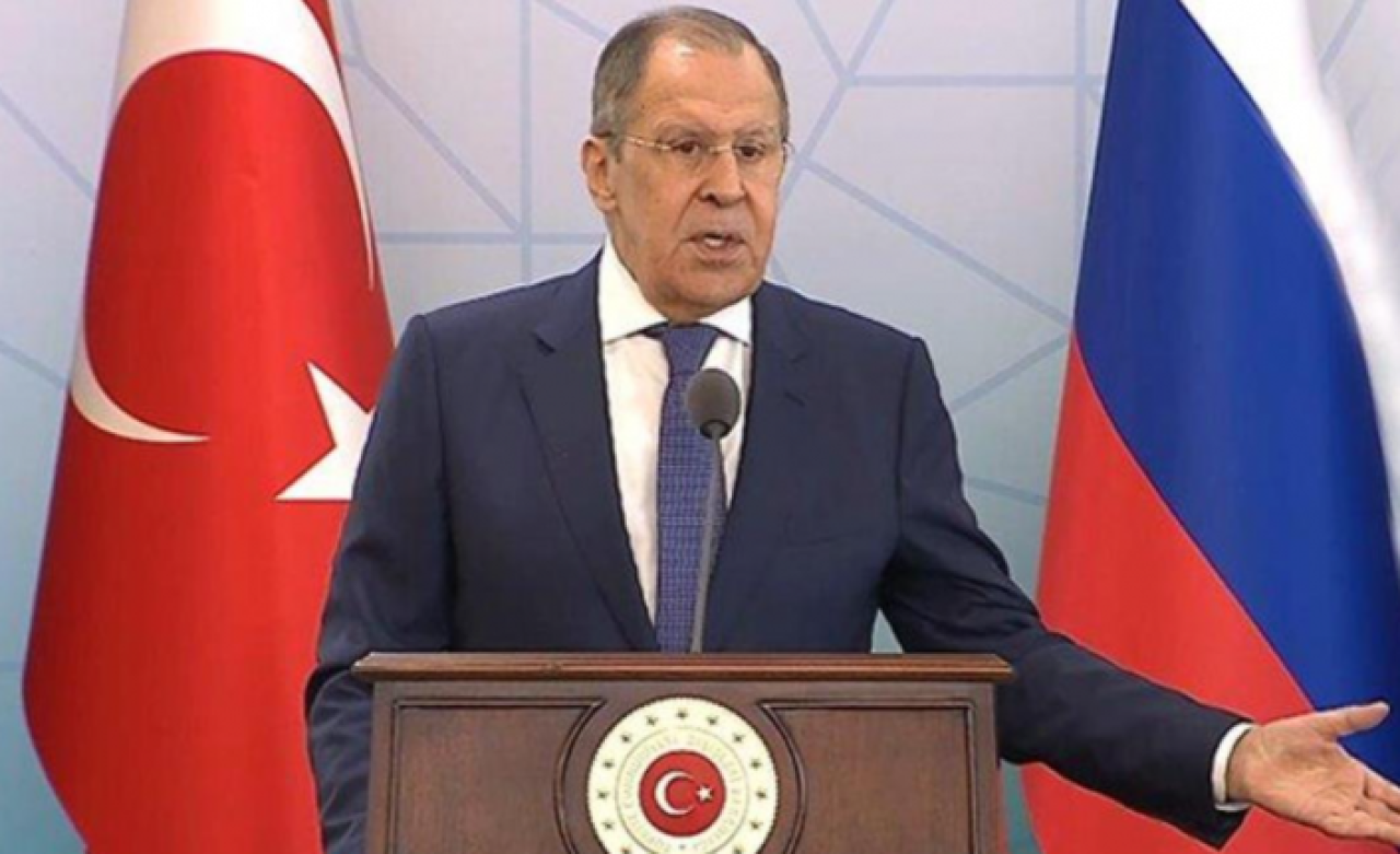 Salon bir anda buz kesti: Ukraynalı muhabirden Rusya Dışişleri Bakanı Lavrov'a olay soru!