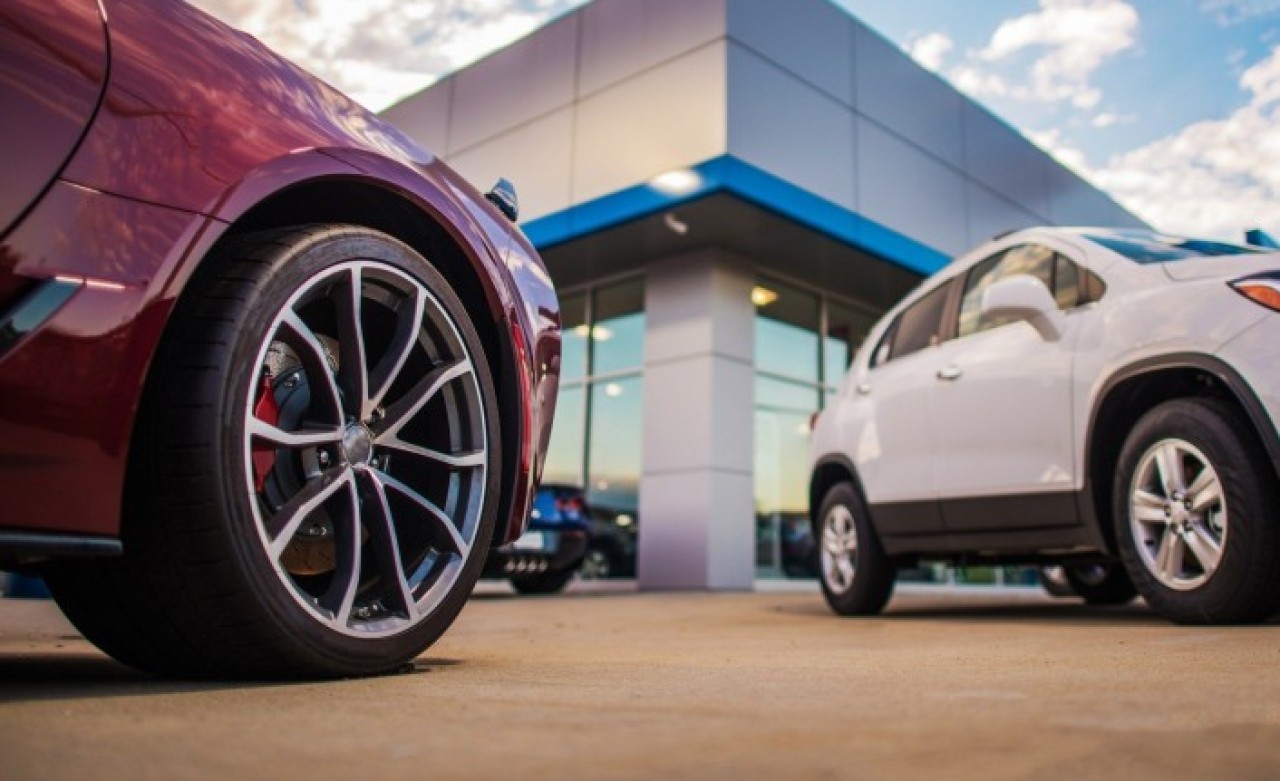 Sıfır otomobil fiyatlarına dev zam!