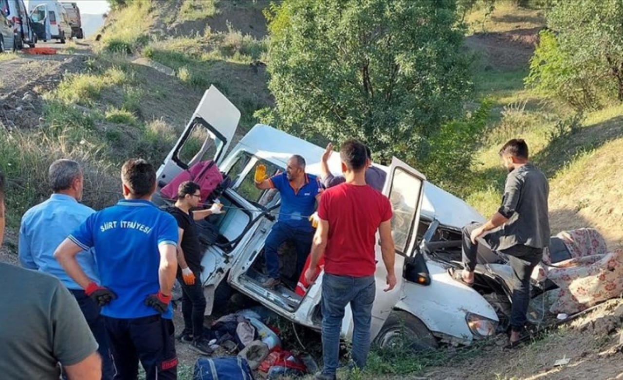 Siirt'te katliam gibi kaza: 4 ölü,  6 yaralı