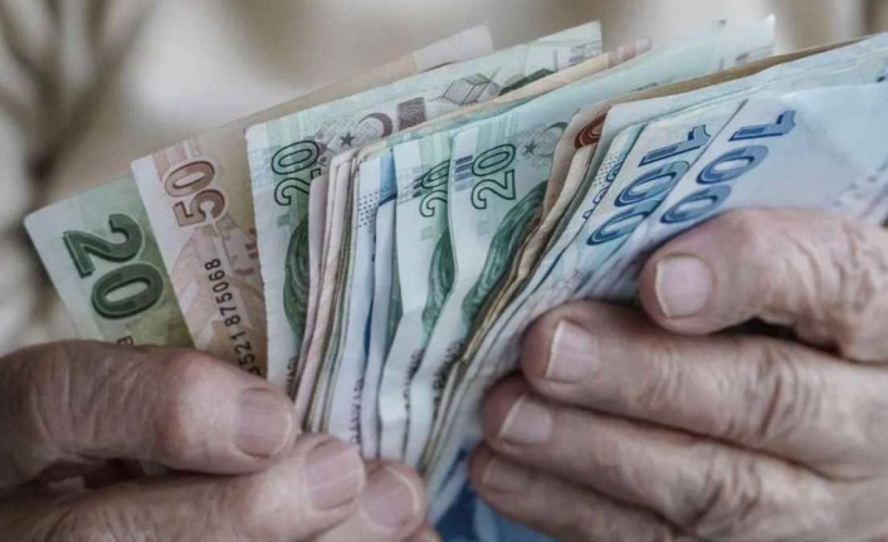 SSK ve Bağkur emeklisi bayram ikramiyesi ödeme günleri ne zaman?