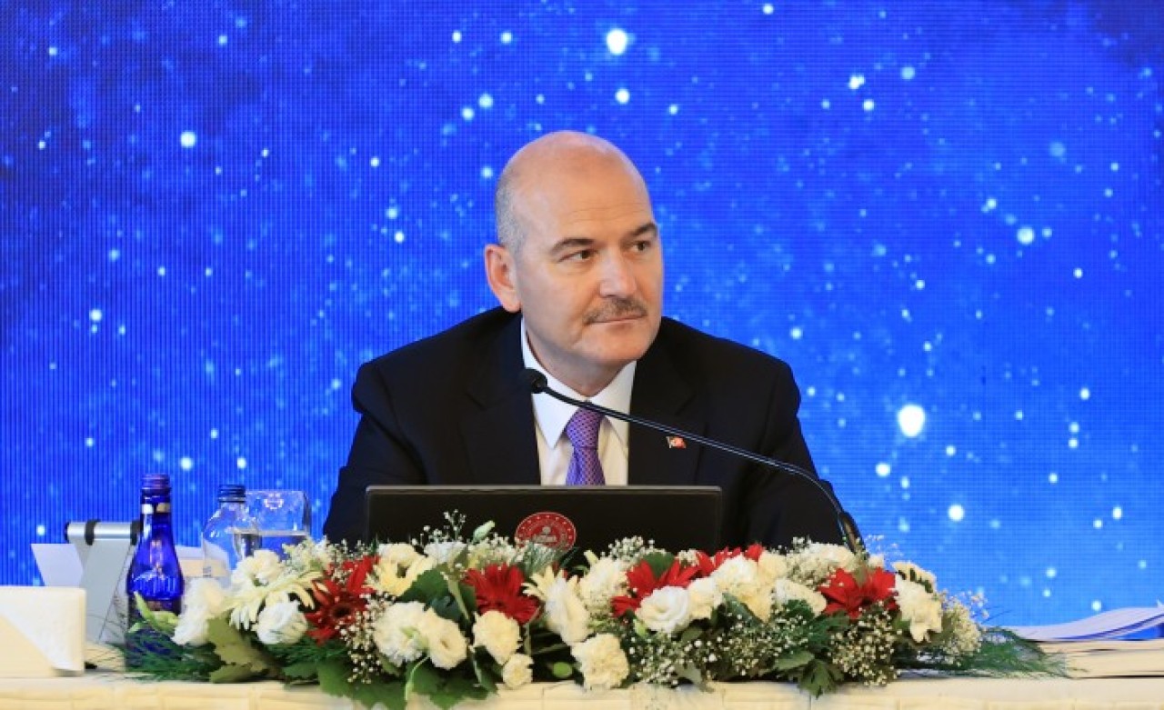 Süleyman Soylu,  Afgan göçmenlerin fiyat tarifesini açıkladı: VIP göçmenler bakın kaç dolarmış?