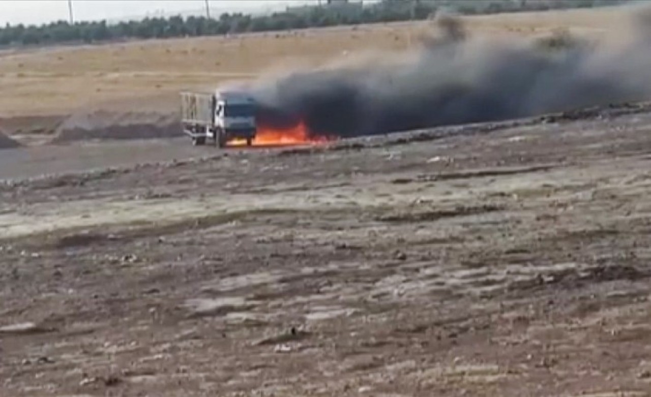 Suriye'nin kuzeyinde tespit edilen bomba yüklü kamyon imha edildi