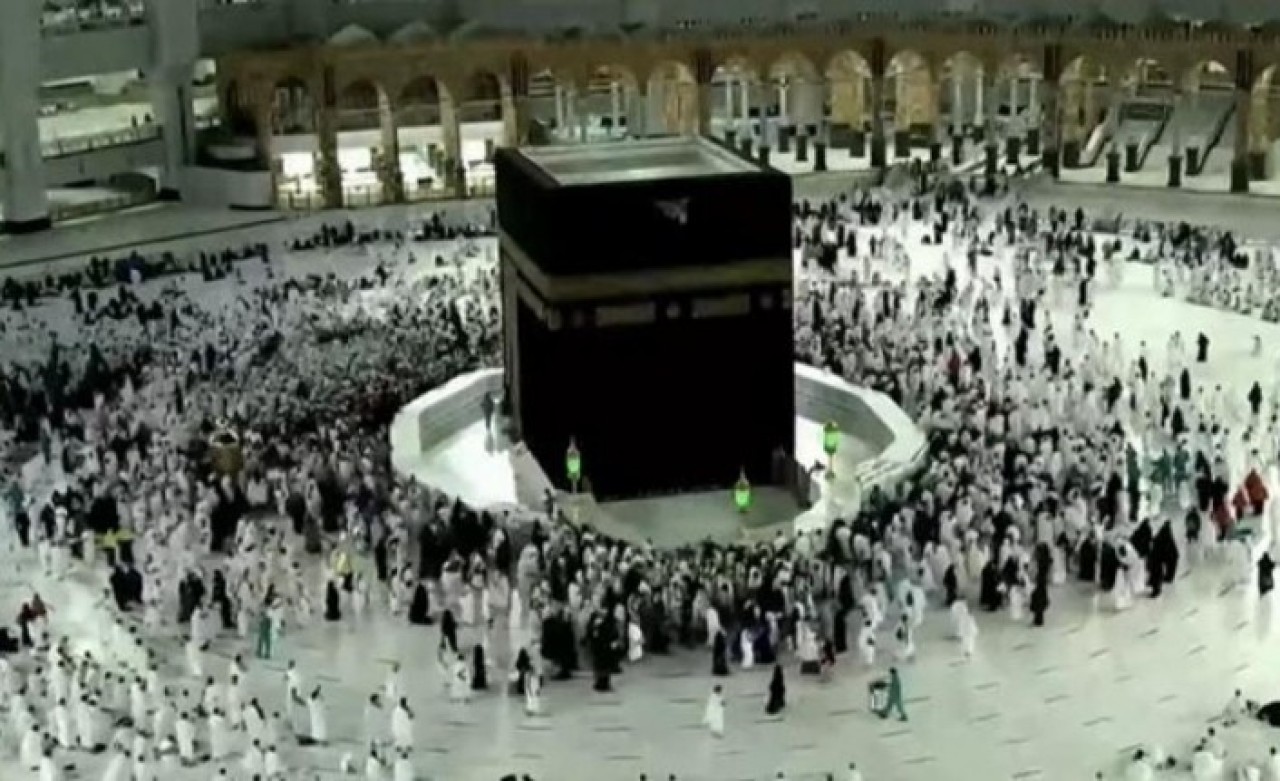 Suudi Arabistan'dan Kabe'de yeni uygulama: Hacı adayları şoke oldu