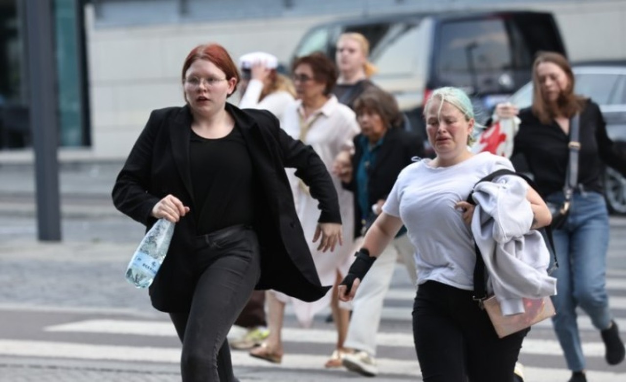 Avrupa'yı sarstı! Kopenhag'da kalabalığa kurşun yağmuru: Çok sayıda ölü var