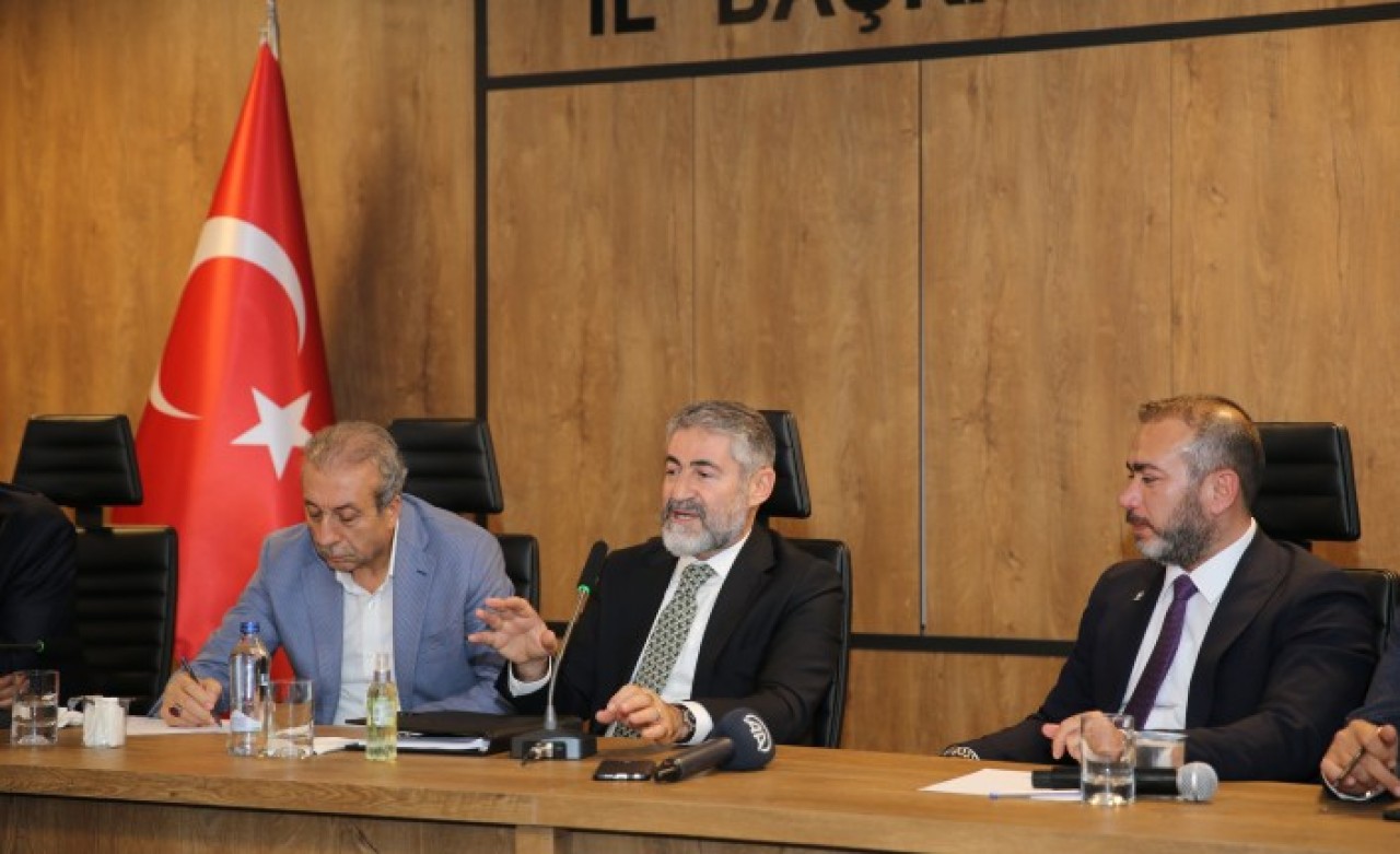 Bakan Nebati,  Diyarbakır'da konuştu: Size ve sayın Cumhurbaşkanı'mıza da söz verdim