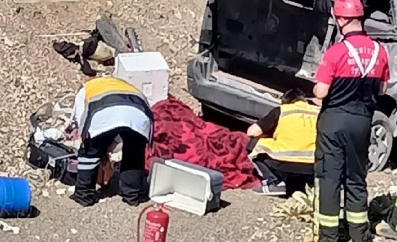 Denizli'de feci kaza: Mustafa Tekin ve Güllü Tekin öldü