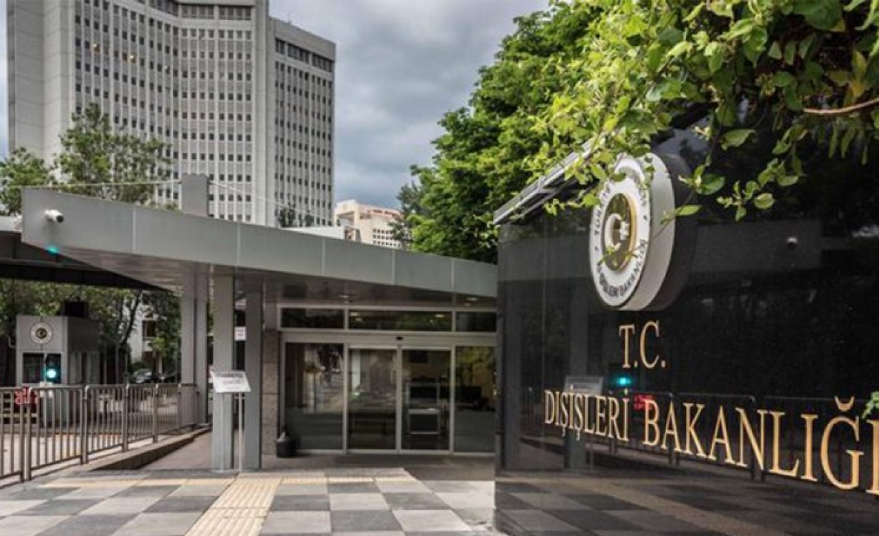 Dışişleri'nden ABD'li sözcüye yanıt: Türkiye'nin kurallarına saygı gösterin