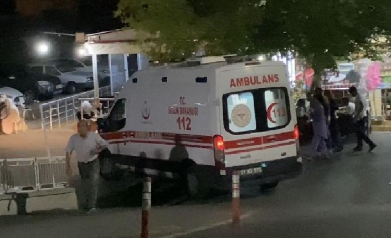 Diyarbakır'da eski eşi hem bıçakladı,  hem silahla vurdu: Esma Başeğmez öldü