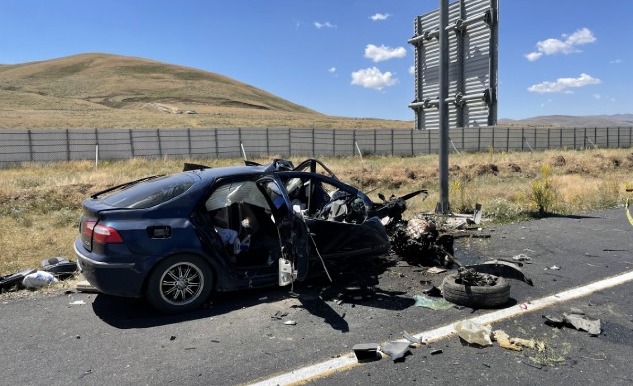 Erzurum'da feci kaza: Polis memuru Hilal Aydoğan öldü,  eşi uzman çavuş Beşir Erdoğan ve oğlu yaralandı