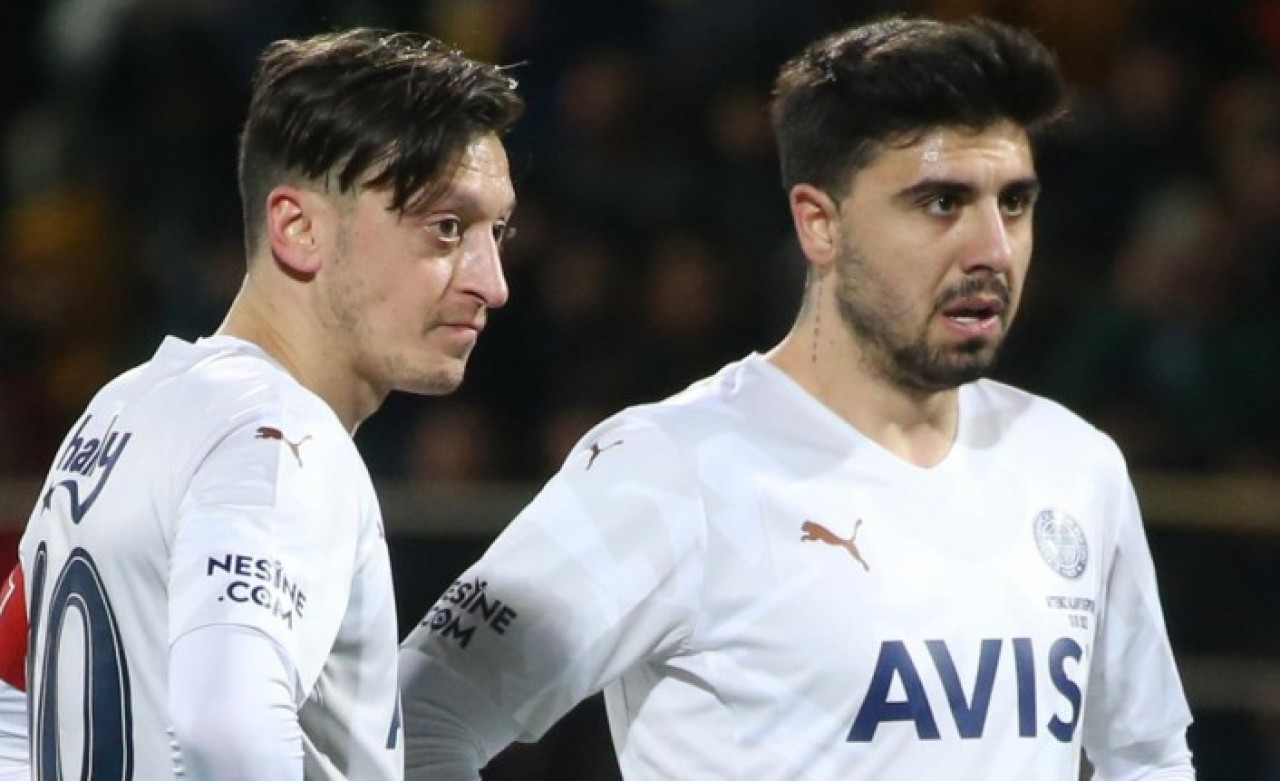 Fenerbahçe'den ayrılır ayrılmaz her şeyi ortaya döktü: Ozan Tufan'dan olay Mesut Özil itirafı