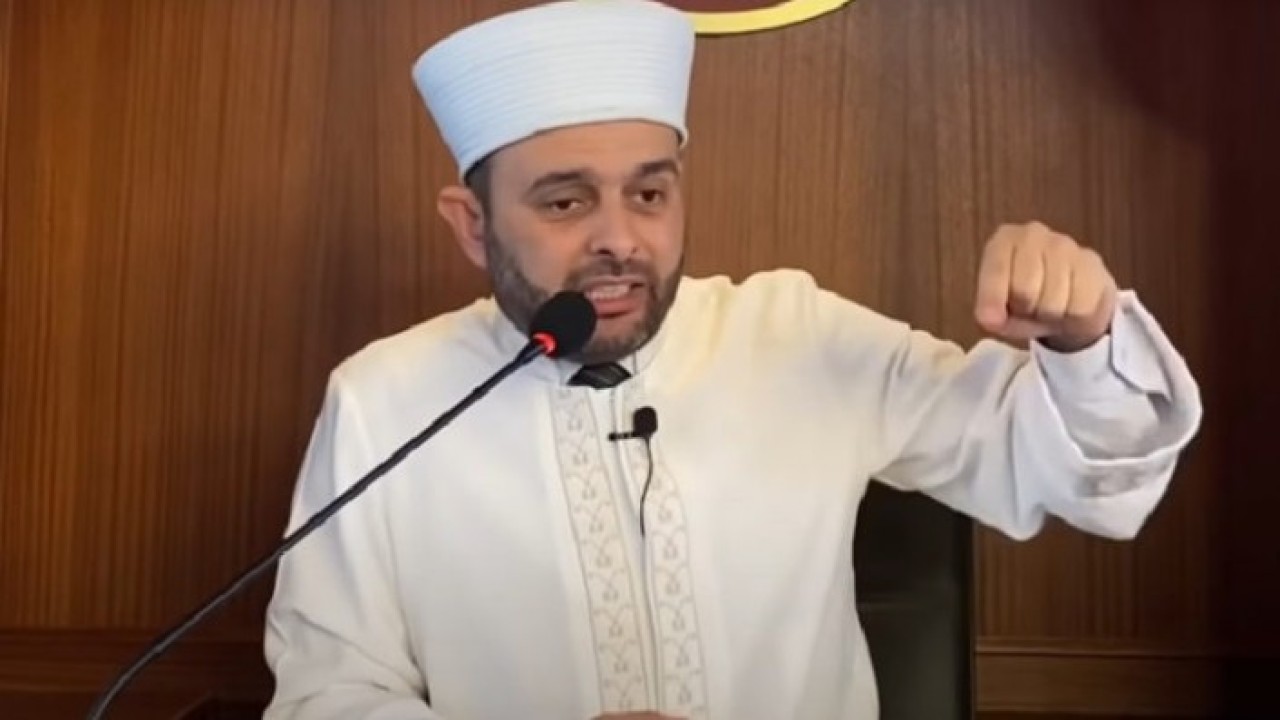 İmamdan kadınlar ve erkekler için skandal sözler