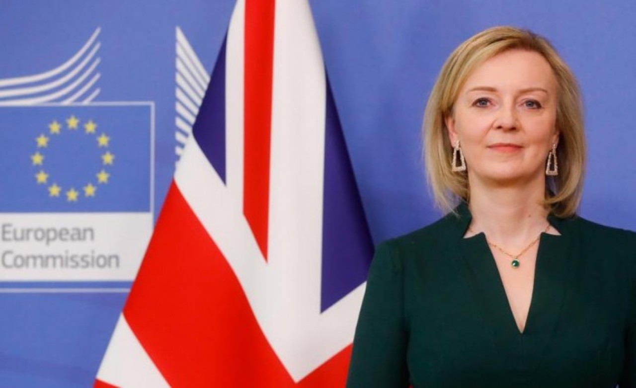 Dışişleri Bakanı Truss: “Dondurulan tüm Rus varlıkları Ukrayna’ya verilecek”