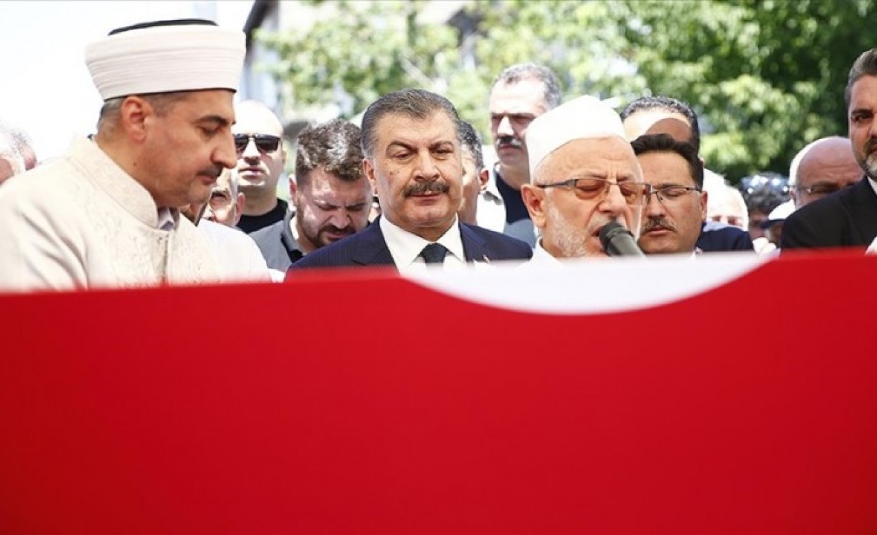 Konya'da öldürülen Dr. Ekrem Karakaya'nın cenazesi Kayseri'de toprağa verildi