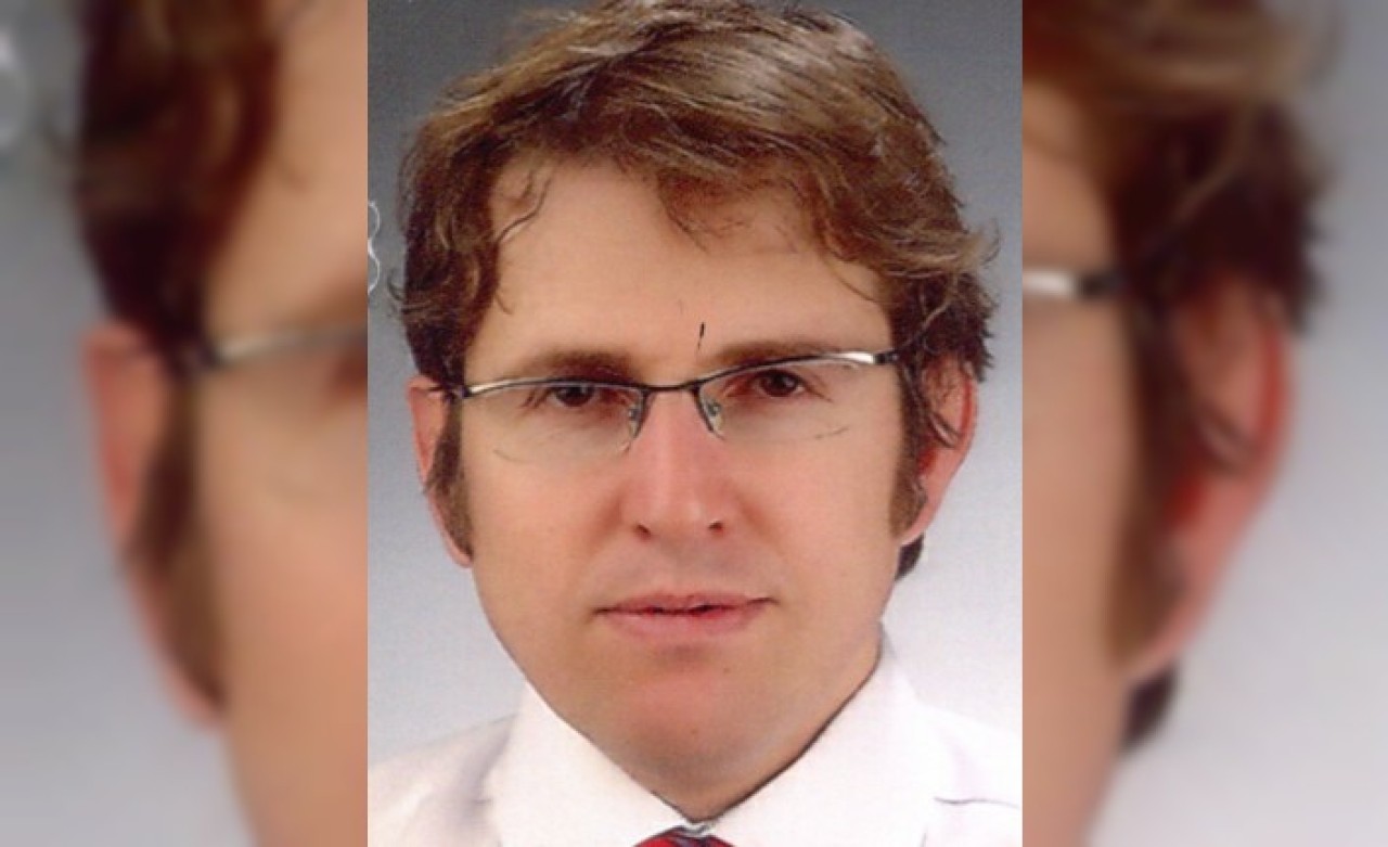 Konya'da hasta yakınının vurduğu doktor Ekrem Karakaya öldü. Vuran Hacı Mehmet Akçay intihar etti