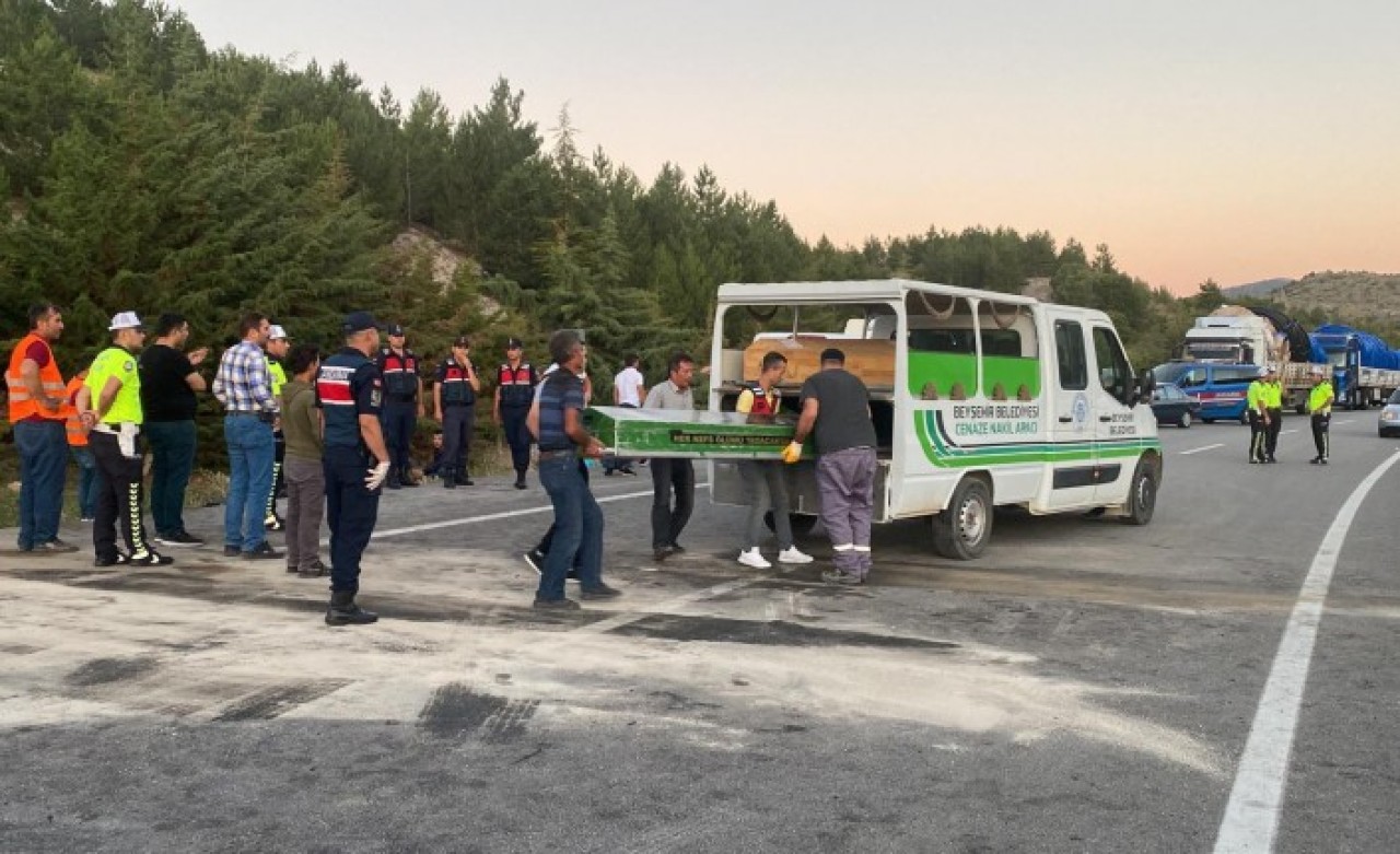 Konya'da katliam gibi kaza: Muammer Tan,  Şeval Karabulut,  Veli Büyükaydın,  Sait Belgemen ve Nisa Nur öldü