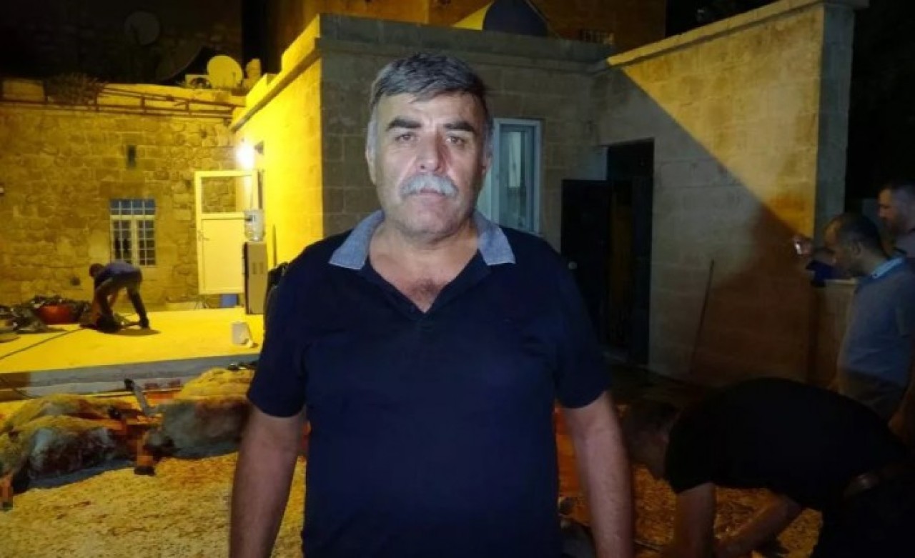 Mardin'de Cumhurbaşkanı Erdoğan için 11 adet kurban kestirdi