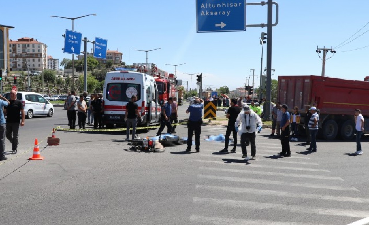 Niğde'de otomobille çarpışan motosikletteki Hikmet Türk ve eşi Özlem Türk öldü