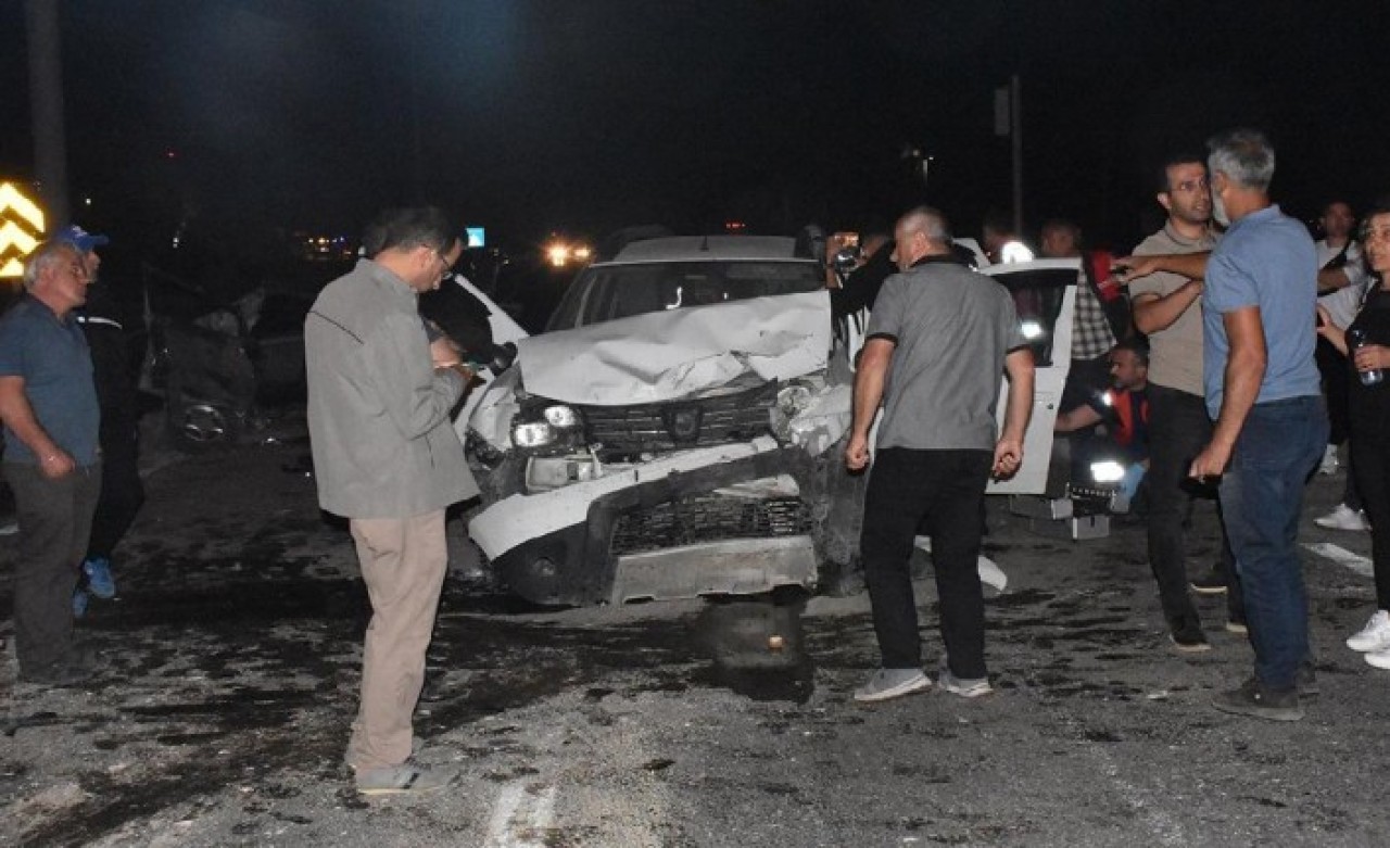 Sivas'ta korkunç kaza: Hasan Koç öldü,  Gülhan Sezgin ve Ahmet Kemikli ağır yaralı