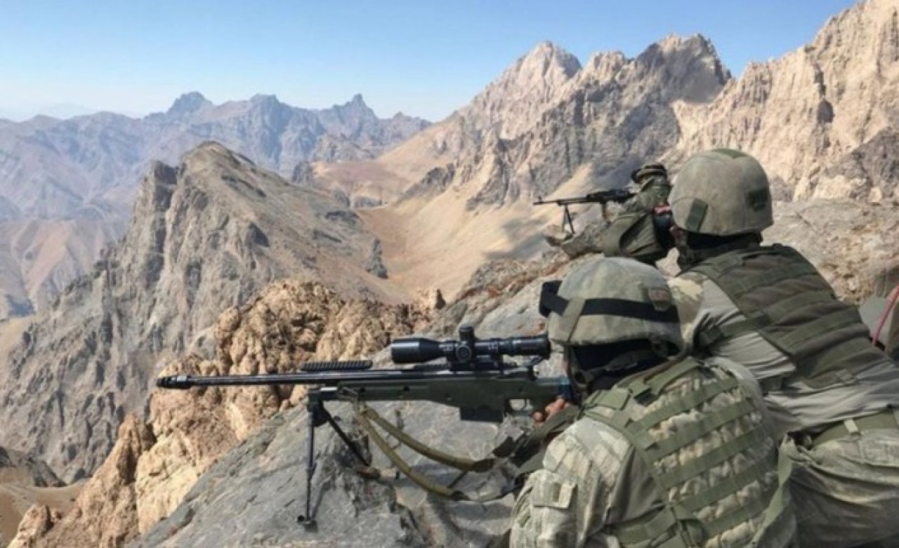 Terörle mücadele sürüyor: Bir ilçemizde,  operasyonlar bitene kadar sokağa çıkma yasağı ilan edildi