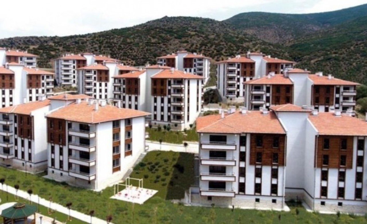 TOKİ,  24 ilde ucuz konutları satışa çıkarıyor! Fiyatlar 163 bin liradan başlıyor,  işte başvuru şartları