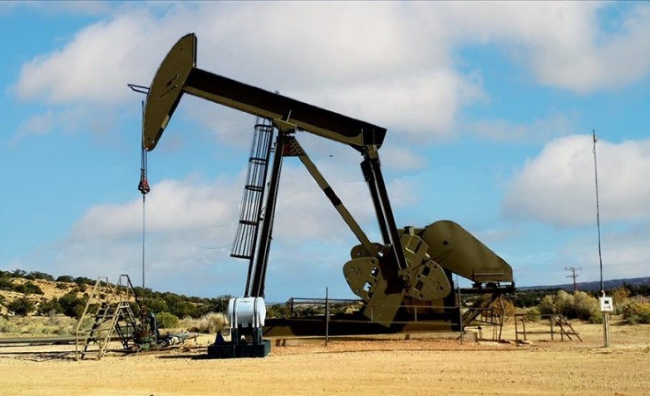 Uluslararası Brent petrolün varil fiyatı 97, 41 dolar