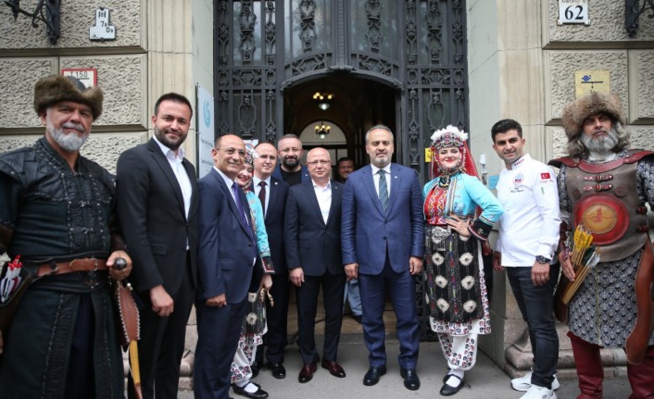 2022 Türk Dünyası Kültür Başkenti Bursa,  Macaristan'da tanıtıldı