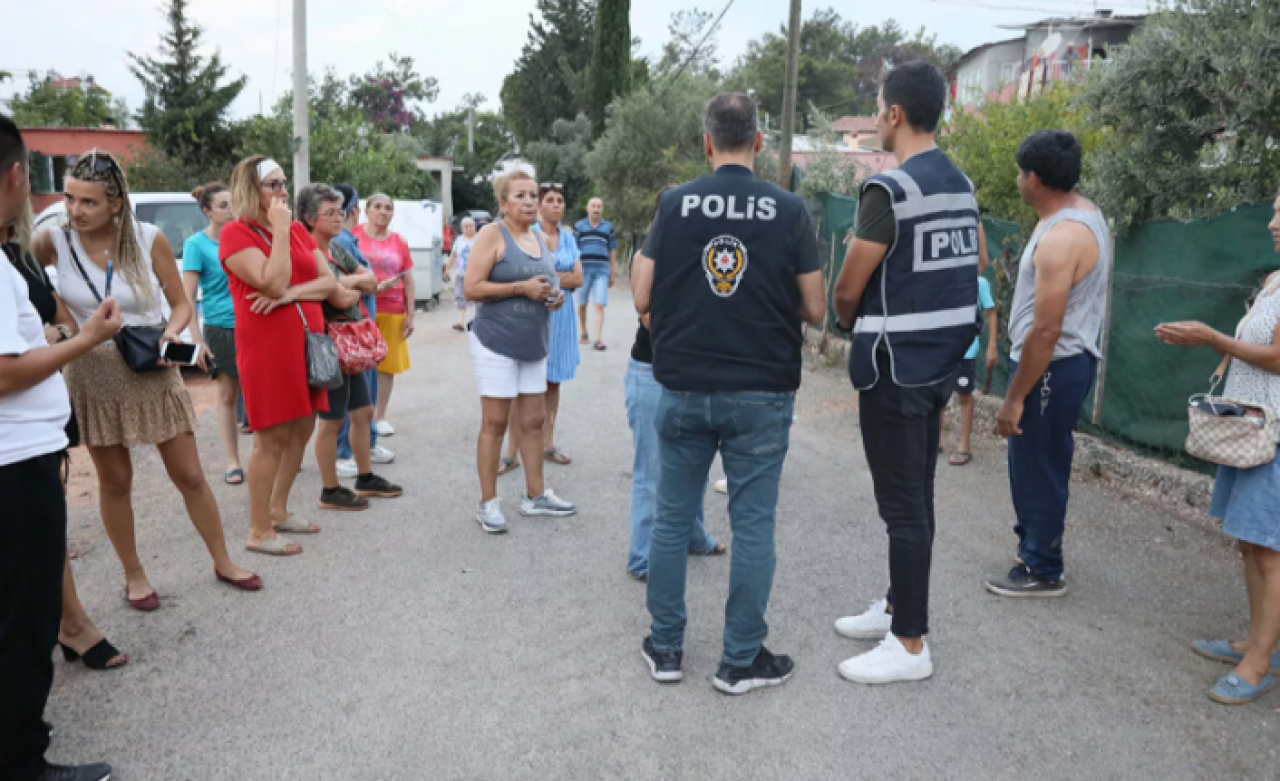 Antalya'da tüyleri diken diken eden olay! Kilitli tutuldukları evde aç kalınca birbirlerini öldürüp yediler