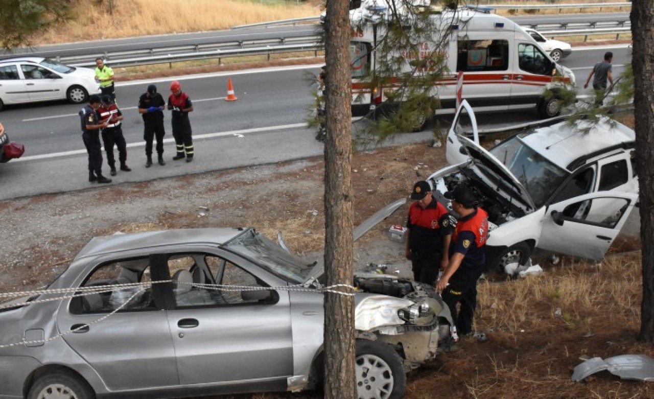 Aydın'da feci kaza: Songül Karaca İlboğa ile Ayşe Gödek öldü