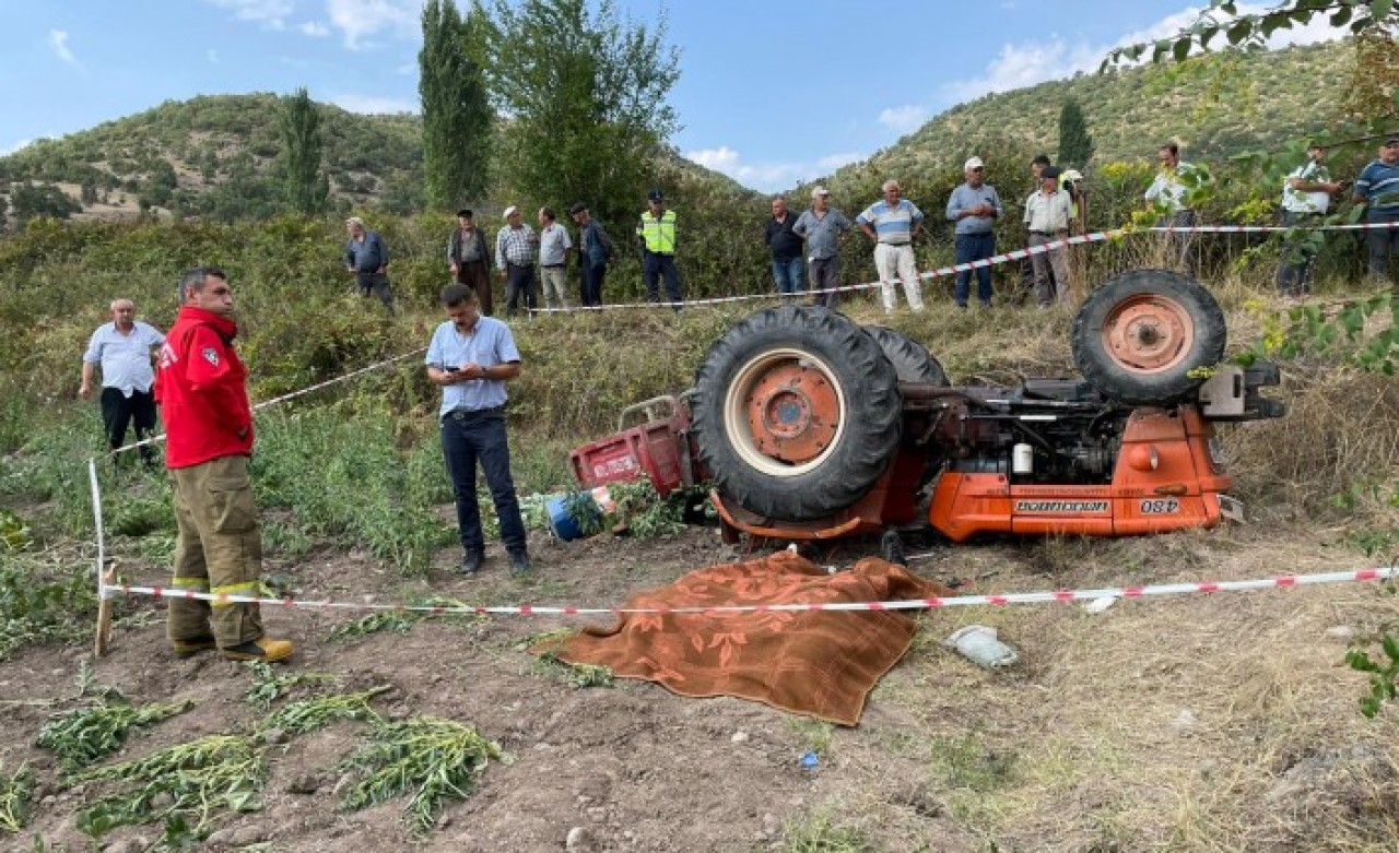 Balıkesir'de devrilen traktörün sürücüsü  Salih Çoban ve yeğeni  Gizem Selda Çoban öldü