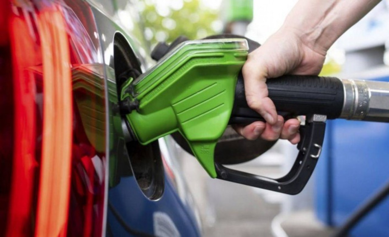Bu gece yarısından itibaren motorine okkalı zam geliyor