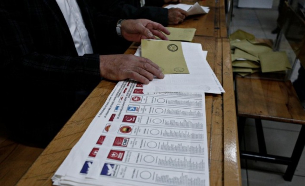 Bugün seçim olsa kime oy verirsiniz? Son anketten flaş sonuçlar