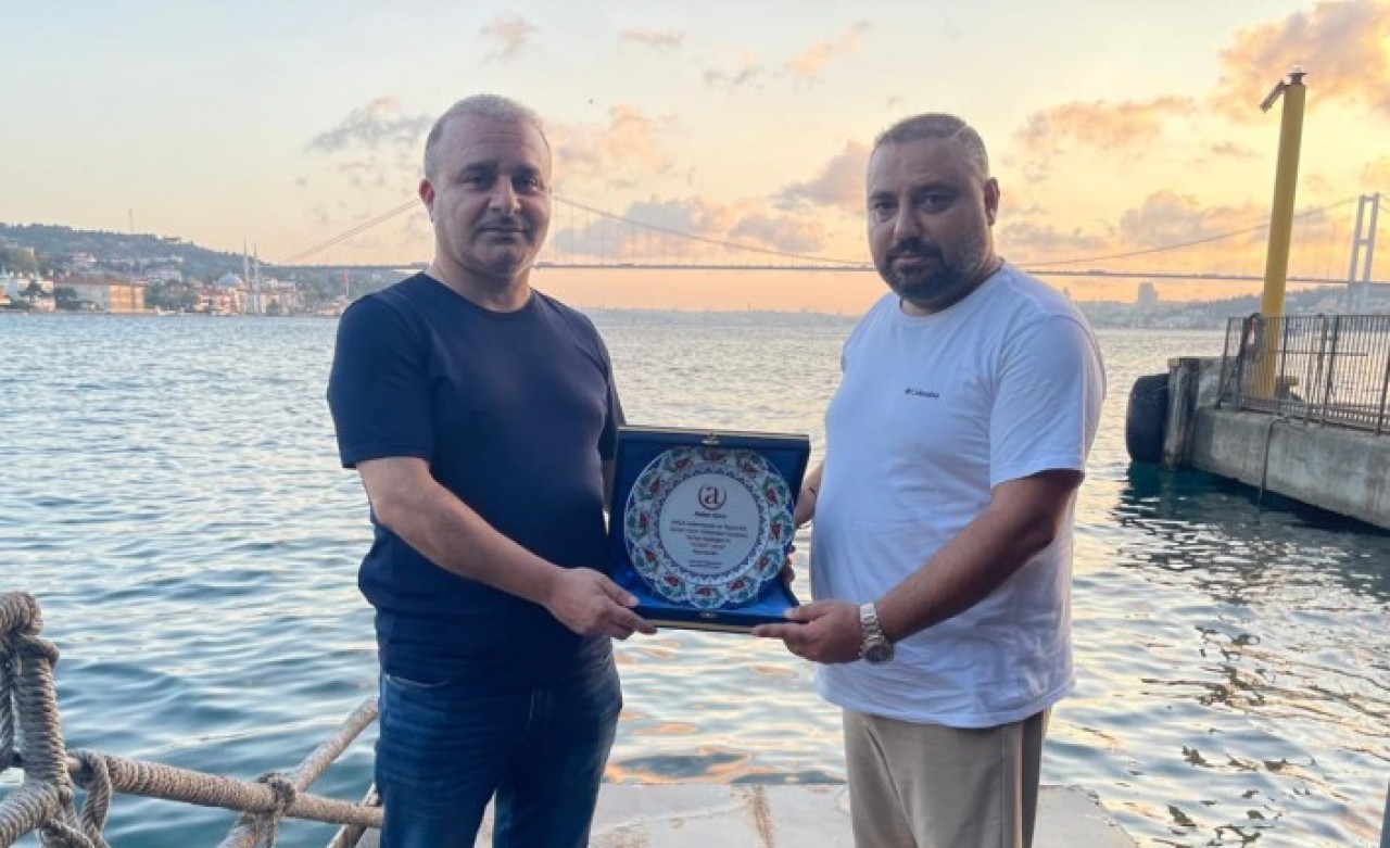 Cemil Topal’a Yılın Ödülü