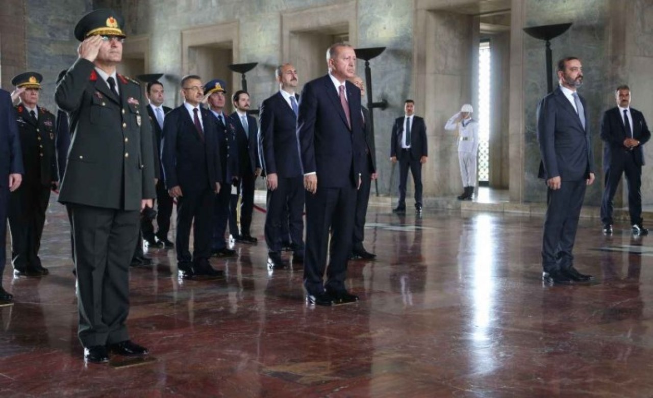 Cumhurbaşkanı Erdoğan,  Anıtkabir'de: Önemli mesajlar verdi