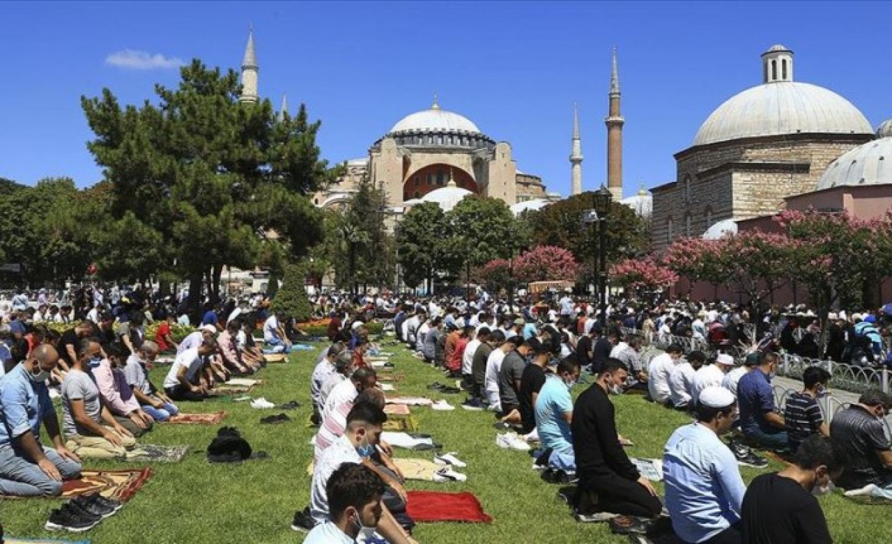 Diyanetin Cuma hutbesi: Zaferlerimizin ardındaki ruh ve mana