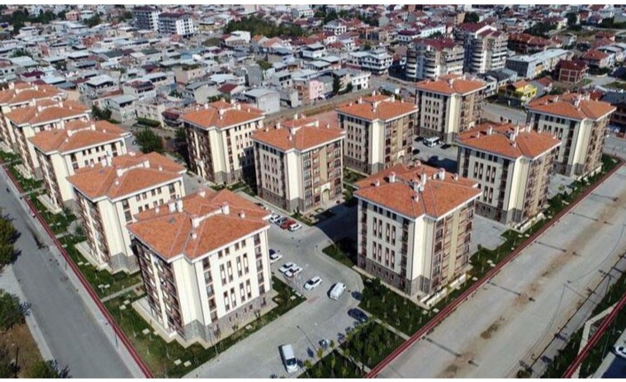 Emlakçılar Odası Başkanı: İddia ediyorum ev kiraları 10 binden 6-7 bine düşecek