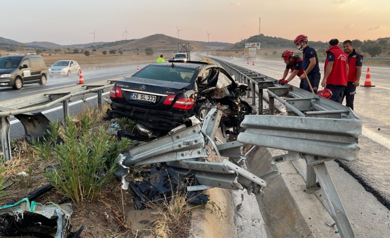 Eskişehir'den Bodrum'a giderken Balıkesir'de kaza yaptılar: Mustafa Çekiç ve Özlem Çekiç öldü