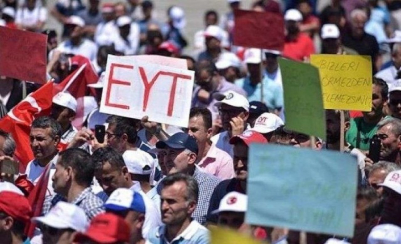 'EYT'de geri adım olmaz' dedi,  ilk maaşlar için tarih verdi