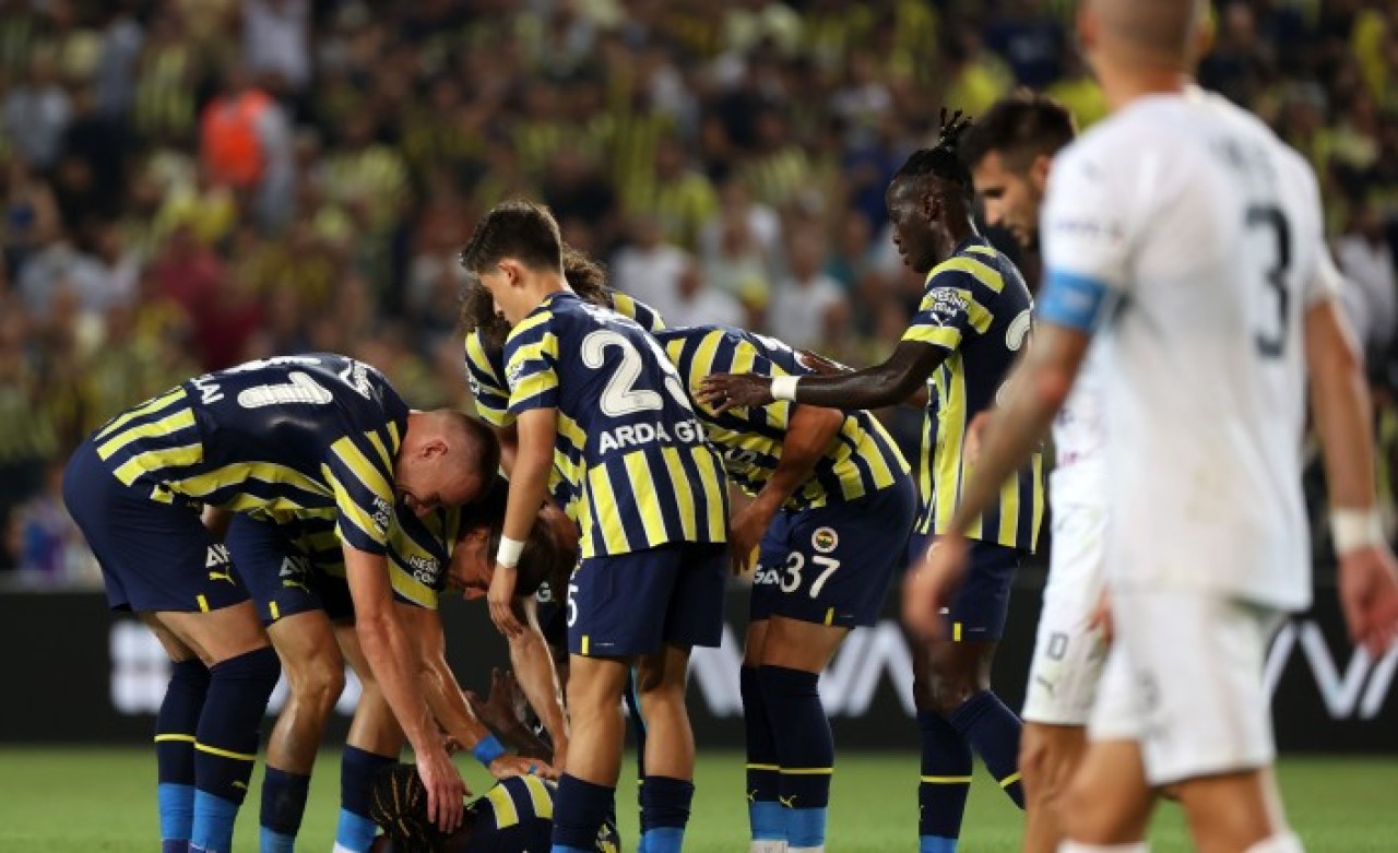 Fenerbahçe,  UEFA Avrupa Ligi'ne galibiyetle başladı: Slovacko'ya fark attı