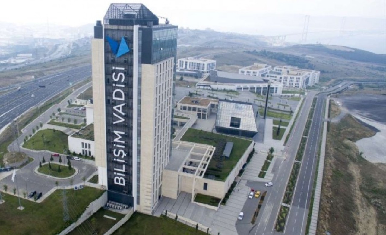 FEV Türkiye’ye "En Fazla İstihdam Sağlayan Teknoloji Şirketleri" ödülü